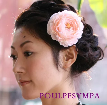 ラナンキュラス・コサージュ【ベビーピンク】